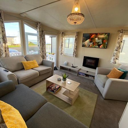 North Seaton Cosy & Modern Private Seaview Caravan المظهر الخارجي الصورة
