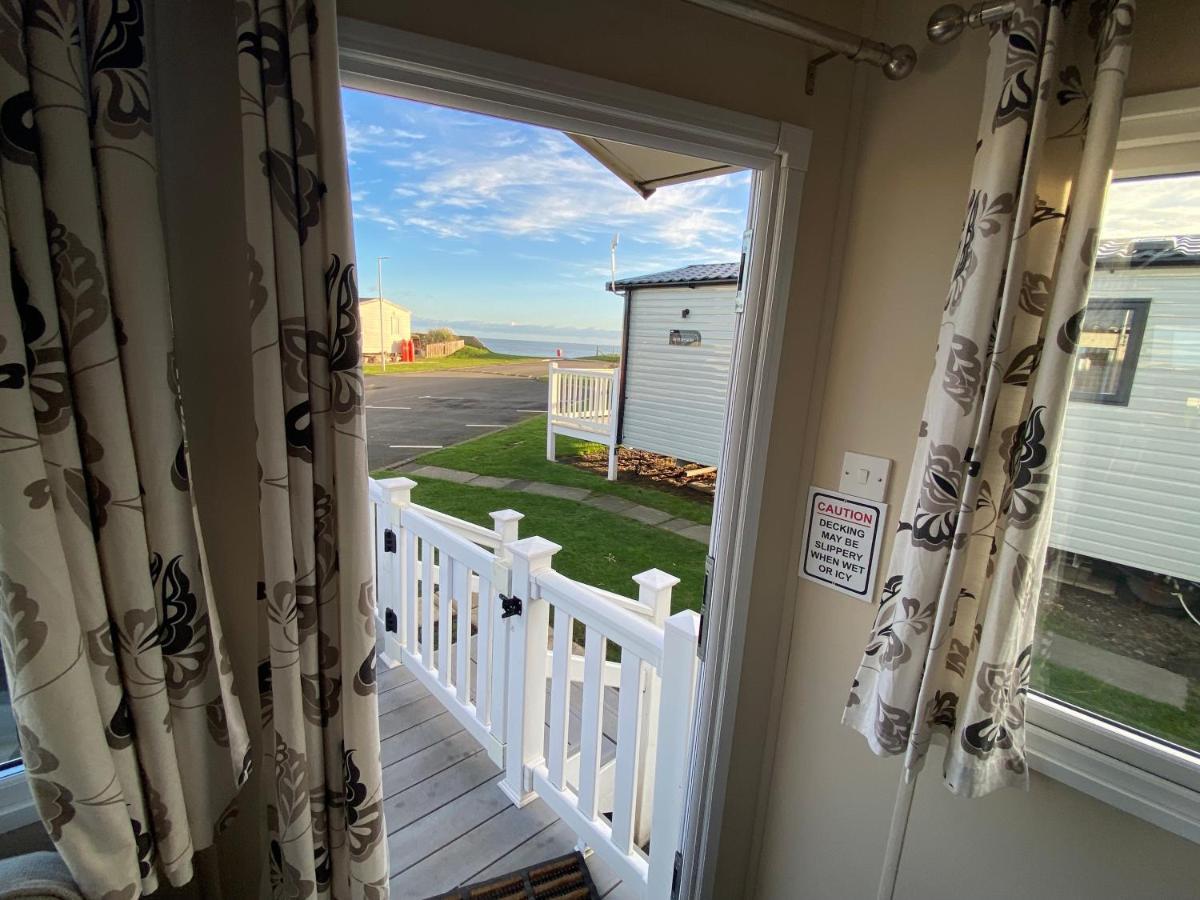 North Seaton Cosy & Modern Private Seaview Caravan المظهر الخارجي الصورة
