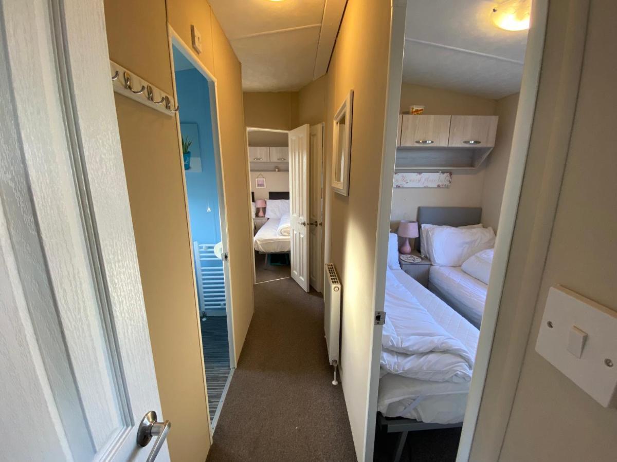 North Seaton Cosy & Modern Private Seaview Caravan المظهر الخارجي الصورة