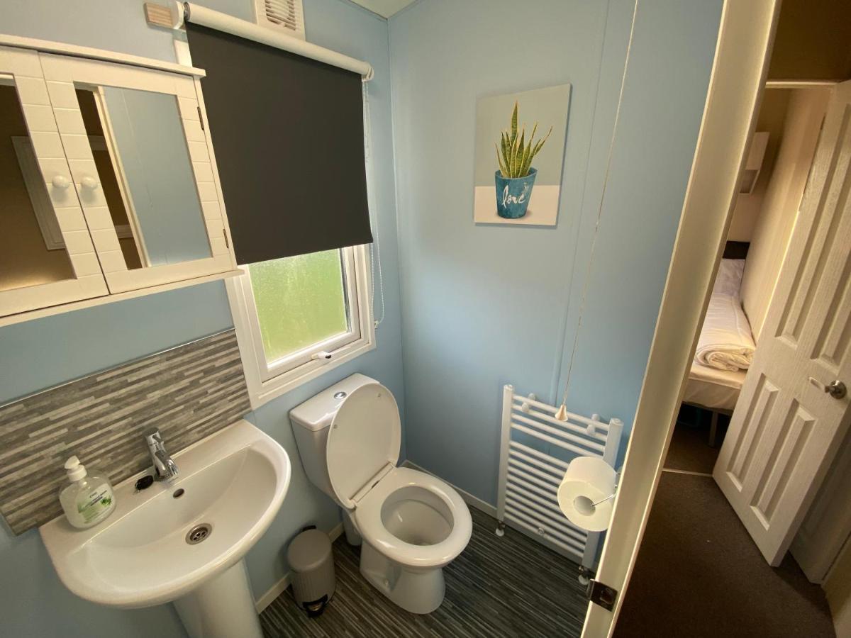 North Seaton Cosy & Modern Private Seaview Caravan المظهر الخارجي الصورة