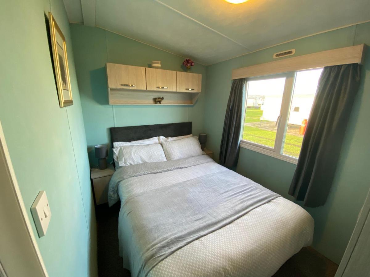 North Seaton Cosy & Modern Private Seaview Caravan المظهر الخارجي الصورة