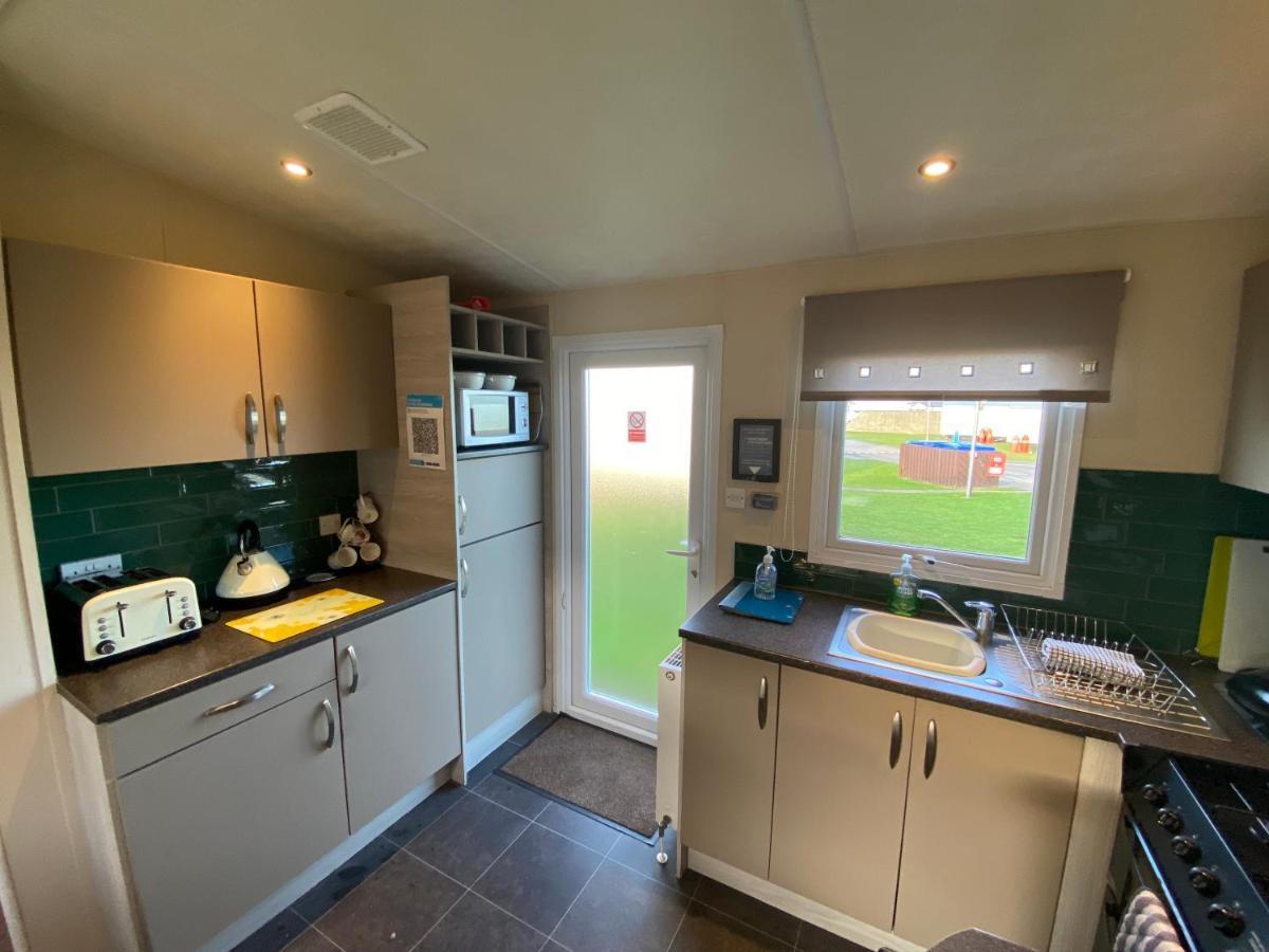 North Seaton Cosy & Modern Private Seaview Caravan المظهر الخارجي الصورة