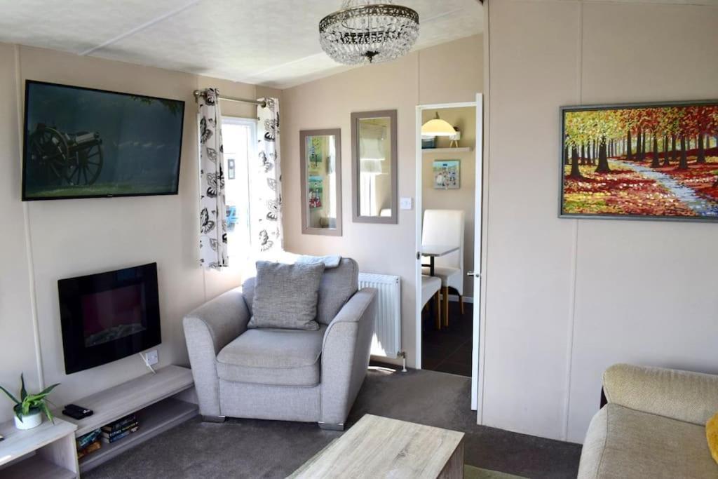 North Seaton Cosy & Modern Private Seaview Caravan المظهر الخارجي الصورة