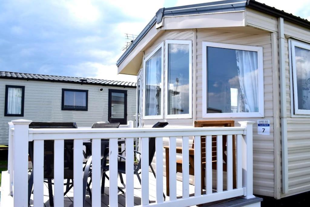 North Seaton Cosy & Modern Private Seaview Caravan المظهر الخارجي الصورة