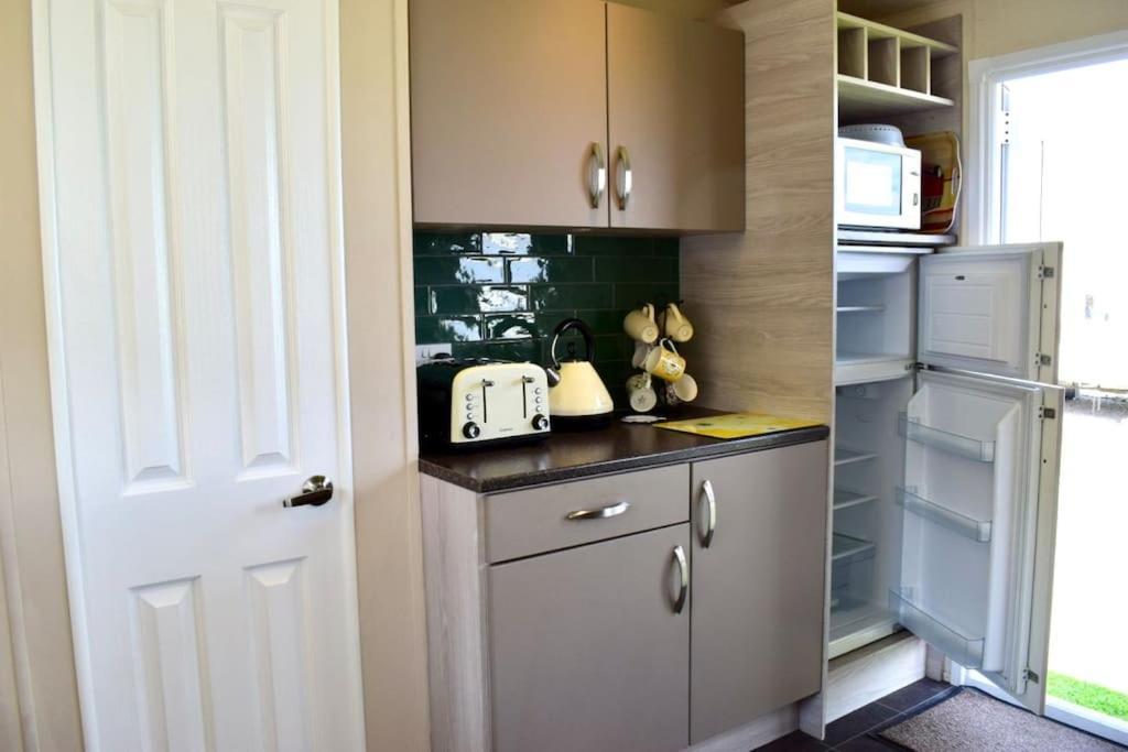 North Seaton Cosy & Modern Private Seaview Caravan المظهر الخارجي الصورة