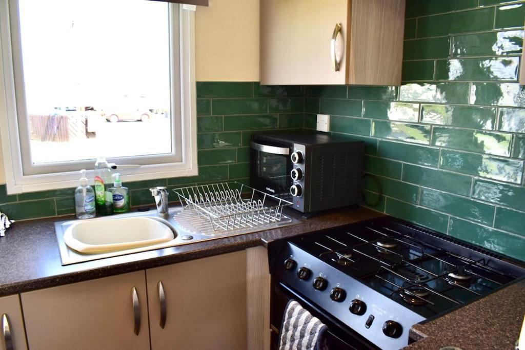 North Seaton Cosy & Modern Private Seaview Caravan المظهر الخارجي الصورة
